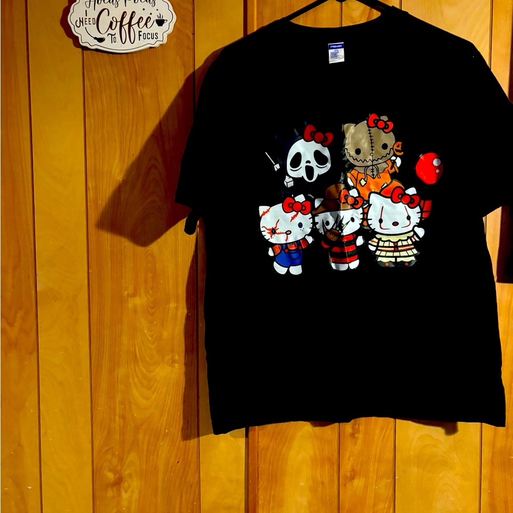 hello kitty T-shirt (NWOT)